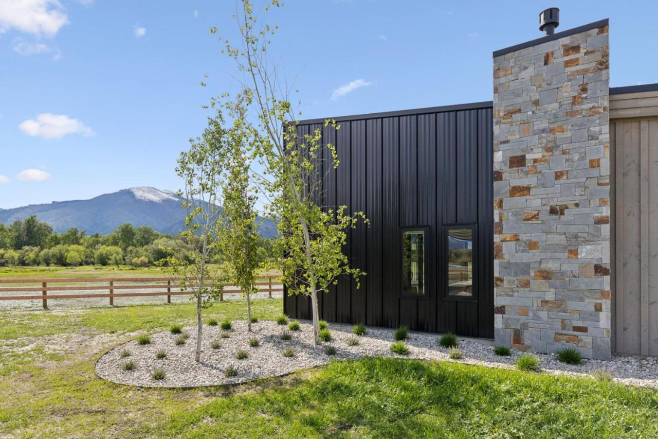 Mara Luxury Cabin- Maple Hamilton Exterior photo